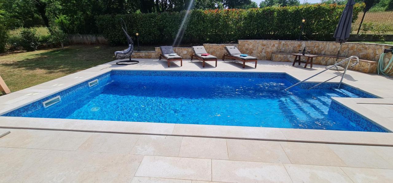 Sunny Garden Villa With Pool Loborika 外观 照片
