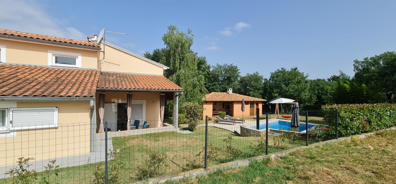 Sunny Garden Villa With Pool Loborika 外观 照片